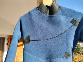 RipCurl eBomb Pro 4/3 M sin cremallera