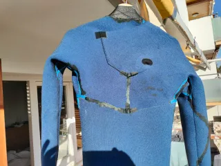 RipCurl eBomb Pro 4/3 M sin cremallera