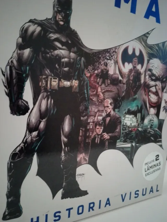 Batman: La historia visual - Tapa dura 352 paginas