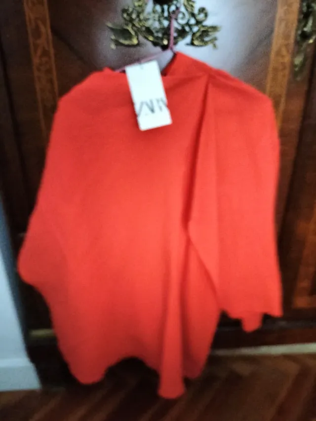 Elegante blusa Zara roja talla M