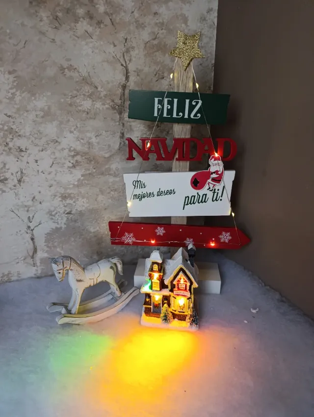 Casita de pueblo decorativa