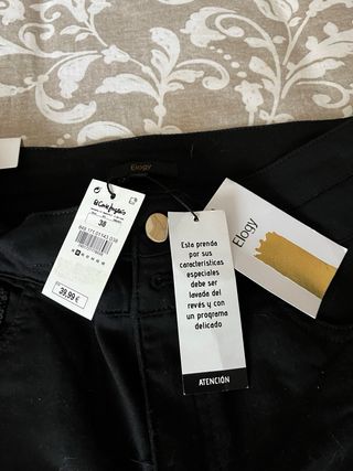 Pantalón negro Push Up lentejuelas