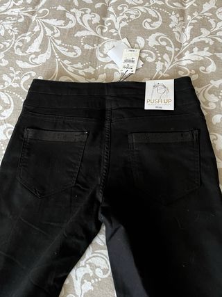 Pantalón negro Push Up lentejuelas