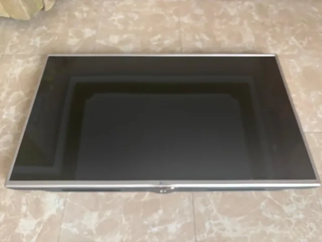 Televisor LG 40" para reparar o para piezas