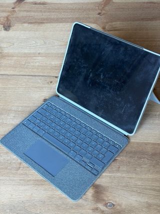 Funda Logitech iPad 12.9 con Teclado