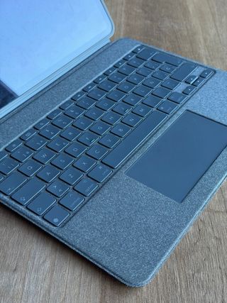 Funda Logitech iPad 12.9 con Teclado