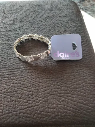 Pulsera Claire's Corazones Plateados