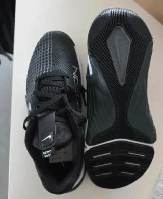 Nike Metcon 8 Talla 36.5 Nuevas