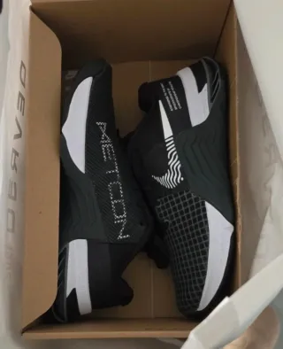 Nike Metcon 8 Talla 36.5 Nuevas