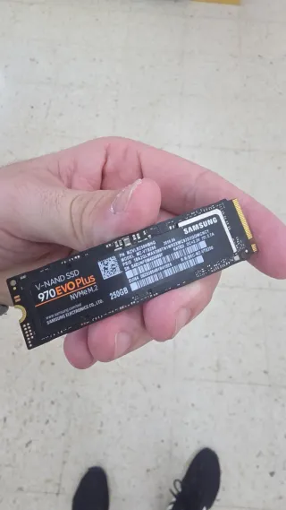 SSD Samsung 970 EVO Plus NVMe M.2 250GB