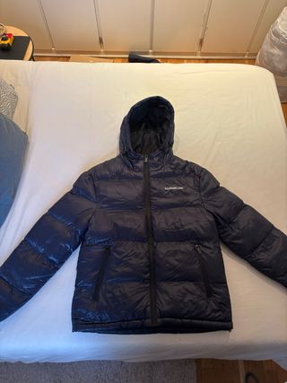 Plumífero azul Closure London