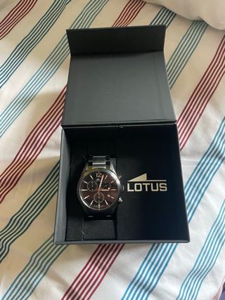 Reloj Lotus Negro/Plateado con Factura
