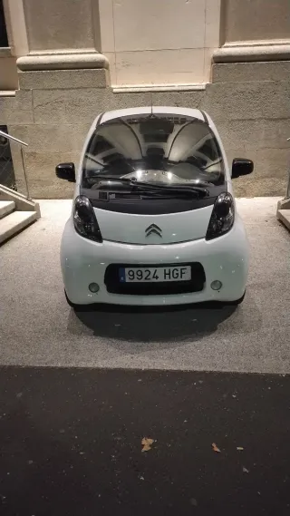 Citroen C-Zero 2011