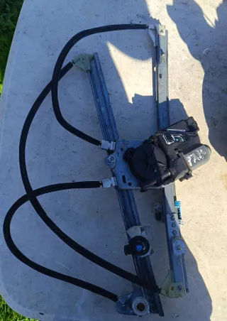 Elevalunas Renault Laguna II