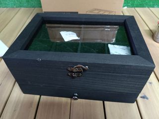 SONGMICS Caja de Relojes con 8 Ranuras, Navidad, Estuche de Relojes de Madera de 2 Niveles con Tapa de Cristal, Almohadillas, Forro de Terciopelo, Regalo de Seres Queridos, Negro Tinta JOW008B02