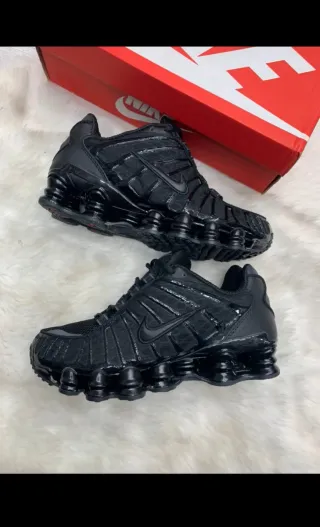 Zapatillas Nike Shox Negras