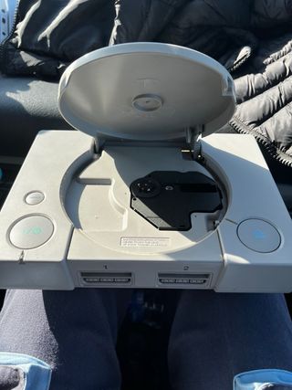 PlayStation 1 (PS1) gris