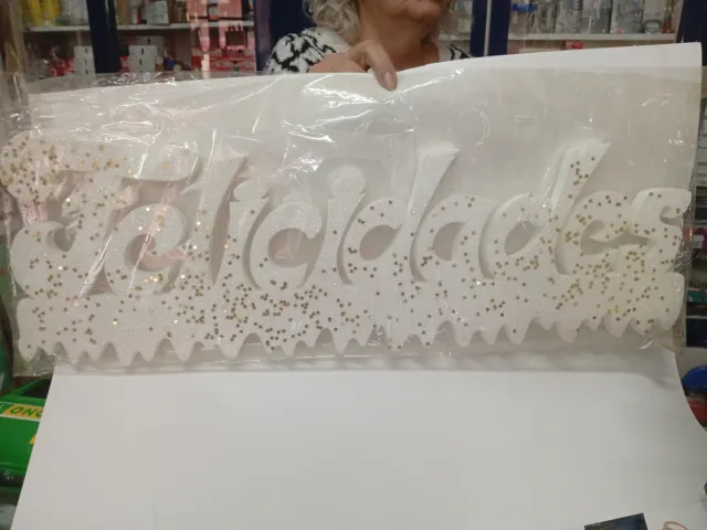 Decoração Parabéns Branco e Dourado