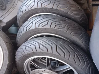 Rueda Suzuki Burgman 110/90-13