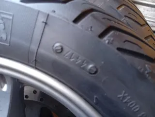 Rueda Suzuki Burgman 110/90-13