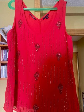 Camiseta sin mangas con lentejuelas