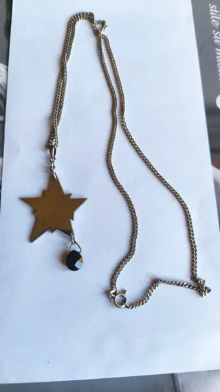 Collana con pendente a stella
