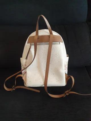 Mochila Parfois pequeña floral
