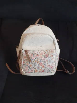 Mochila Parfois pequeña floral