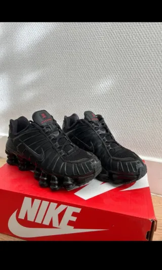 Zapatillas Nike Shox Negras
