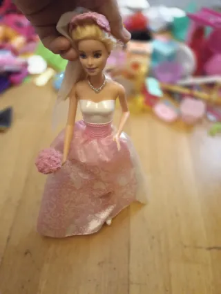 Muñeca Barbie Novia Vestido Rosa