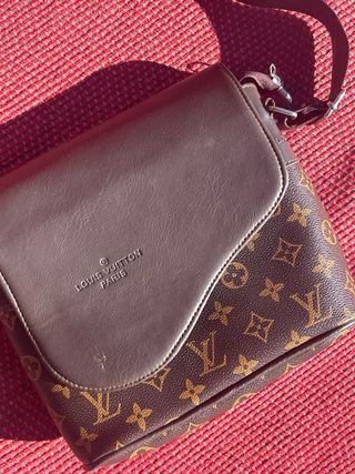 Bolso con monograma Louis Vuitton