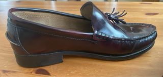 Mocasines Benavente borlas burdeos