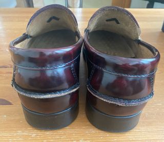 Mocasines Benavente borlas burdeos