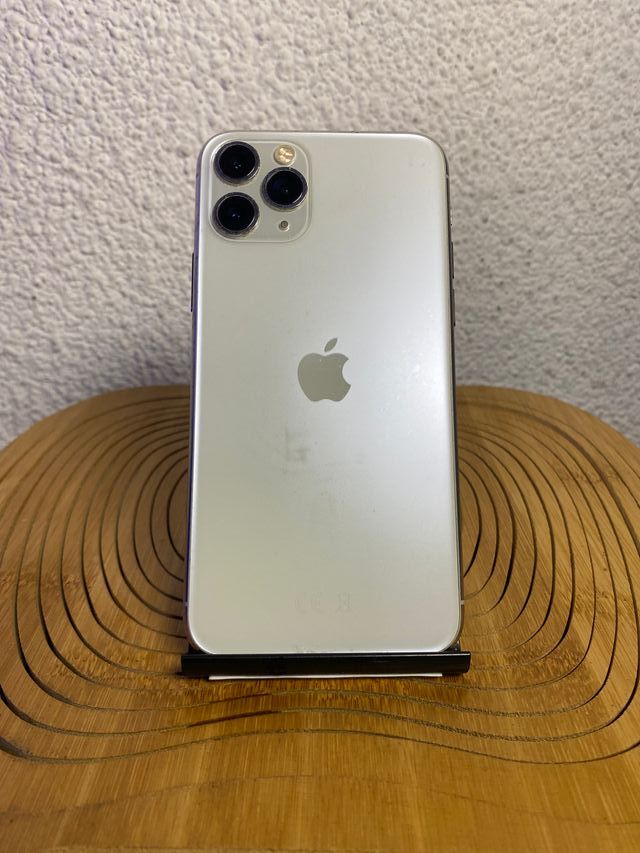 iPhone 11 Pro 256GB Argento Batteria 100%