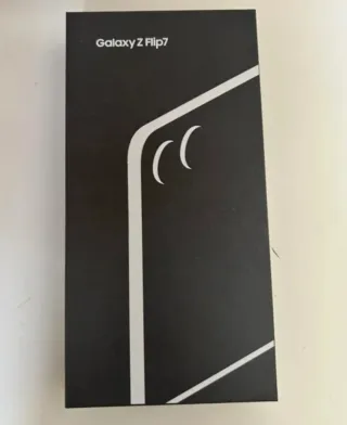 Samsung Galaxy Z Flip7 + buds 3Pro