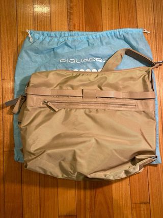 Bolsa de viaje Piquadro Beige