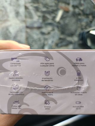 Baliza V16 SOS ROAD Conectada DGT 3.0