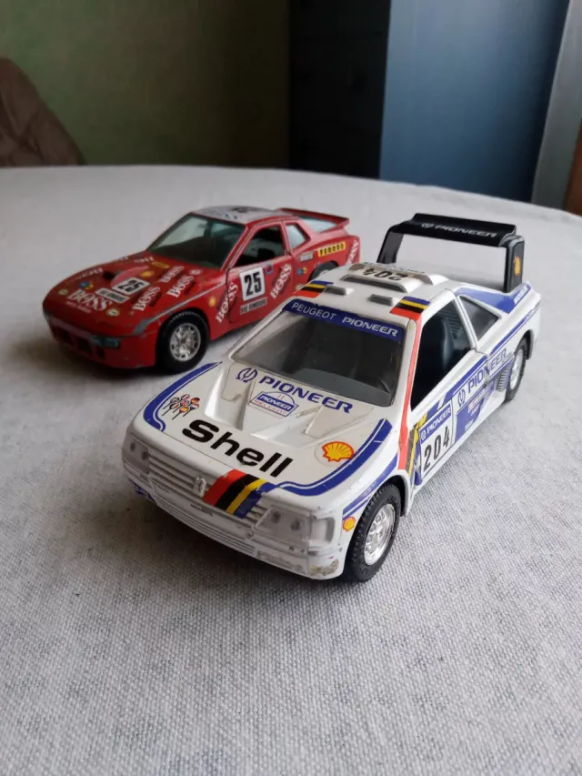 2 Auto da Rally Scala 1:24