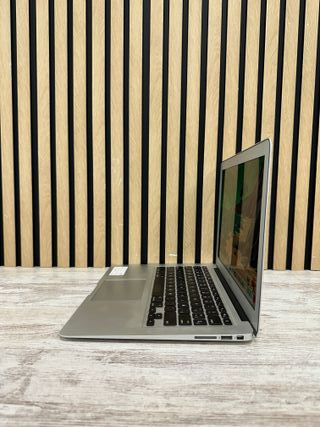 MacBook Air 13" 2013 i5 4gb 256gb SSD