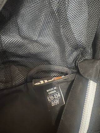 Cortavientos Ellesse Negro y Naranja, talla 8/9