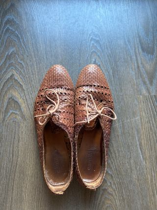 Mocasines de cuero trenzado