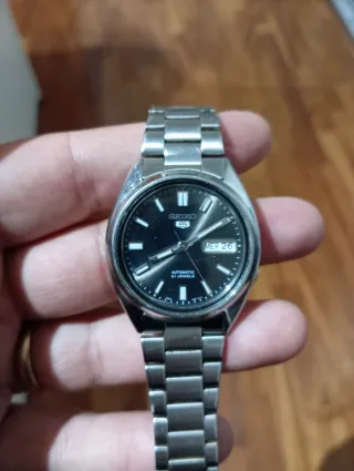 Seiko 5 black Automatic 21 Jewels Japan