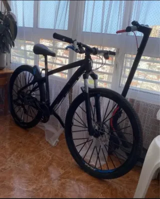 Bicicleta MTB Negra