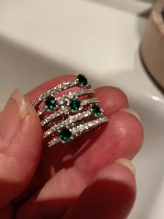 Anillo Swarovski Talla 52 Verde y Plateado