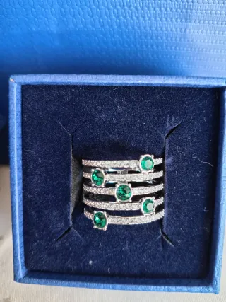 Anillo Swarovski Talla 52 Verde y Plateado