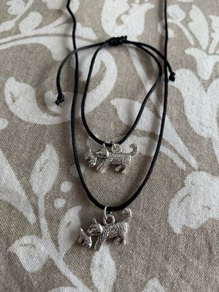 Pulsera hombre casco guerrero 2€