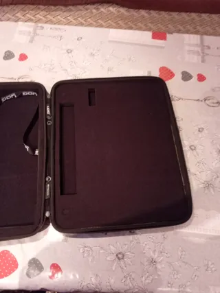 Funda maletín negra