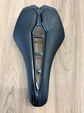 Sillín Pro STEALTH Performance Negro - 142mm