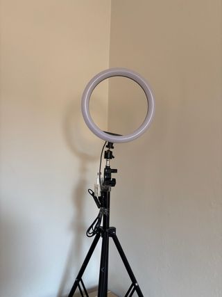 Trípode con Aro de Luz LED