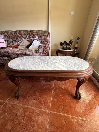 Tavolo da centro in marmo e legno
